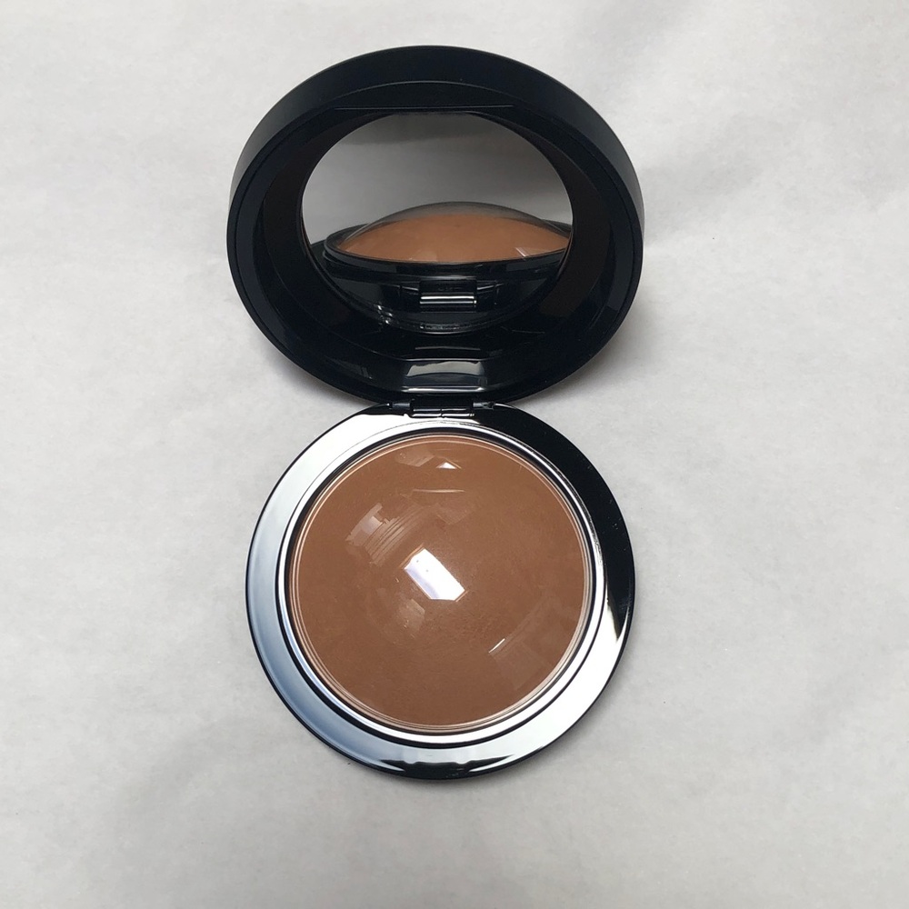 MAC Cosmetics Powder Makeup Bronzer in Rich Tan